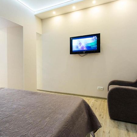 New Apartments In The City Center - Kuznechna Str. 26/2 Charkov Buitenkant foto