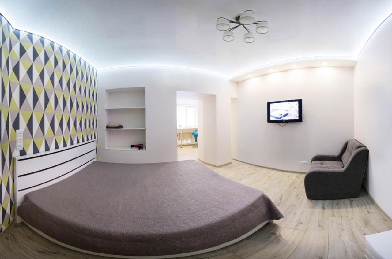 New Apartments In The City Center - Kuznechna Str. 26/2 Charkov Buitenkant foto